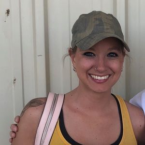 Meet your Posher, Amanda